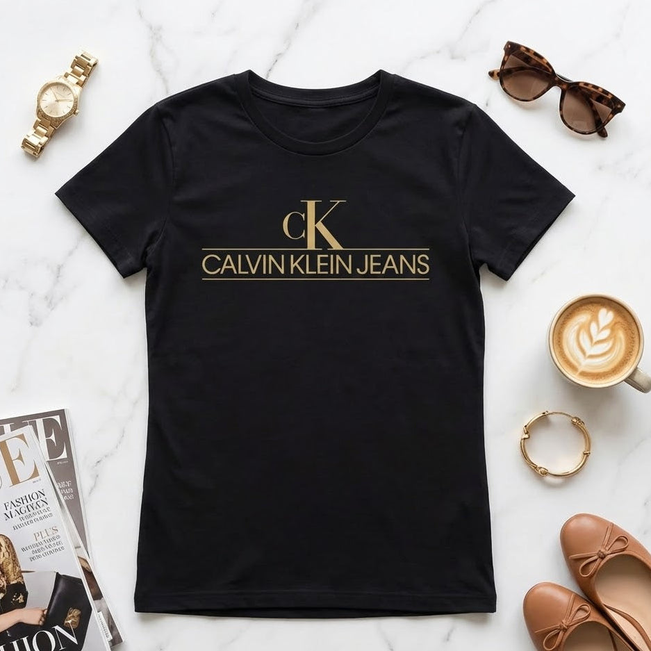Тениска със златен принт CK4017 - FashionVibe